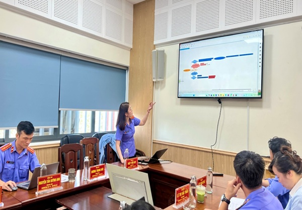 <a class='menuslider' href='newsdetail.asp?newsID=105815&cat1ID=10&Cat2id=30'><font size='3px'>Viện KSND khu vực 10: Tăng cường thực hiện báo cáo án hình sự bằng “Sơ đồ tư duy” </a></font><br><br>