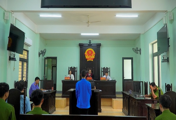 <a class='menuslider' href='newsdetail.asp?newsID=106844&cat1ID=10&Cat2id=30'><font size='3px'>Viện KSND khu vực 9, tỉnh Gia Lai tham gia xét xử vụ án